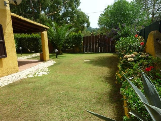 Casa Vacanza In Sardegna Wi-Fi Free Torre delle Stelle Exteriör bild